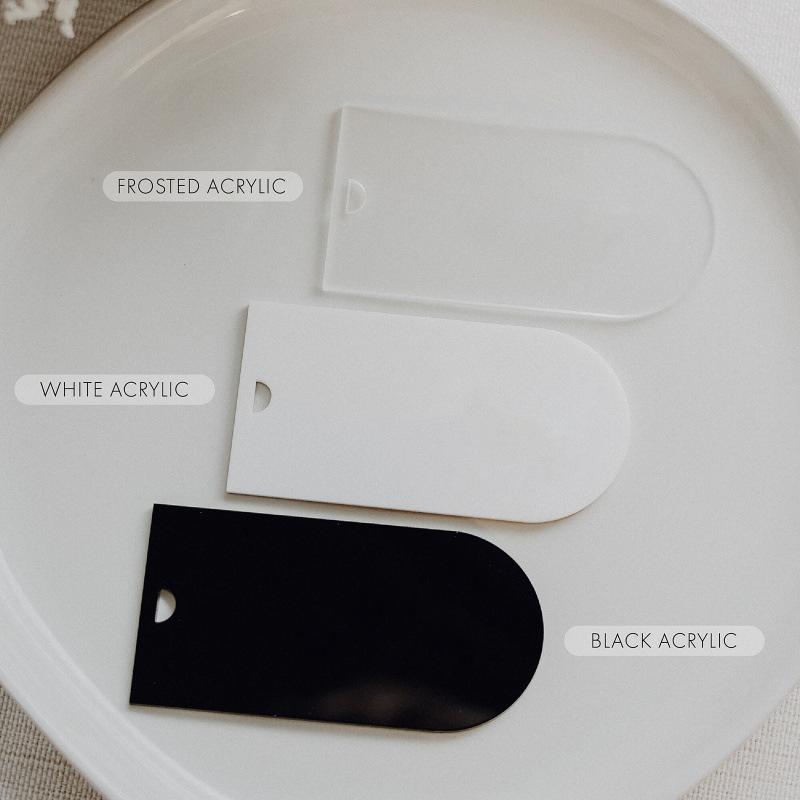 20pcs Blank Acrylic Curved Ribbon Wedding Seat Label Party Business Card Reserved Seat Sign Handwriting DIY Decoration Accessories for Birthday Venue