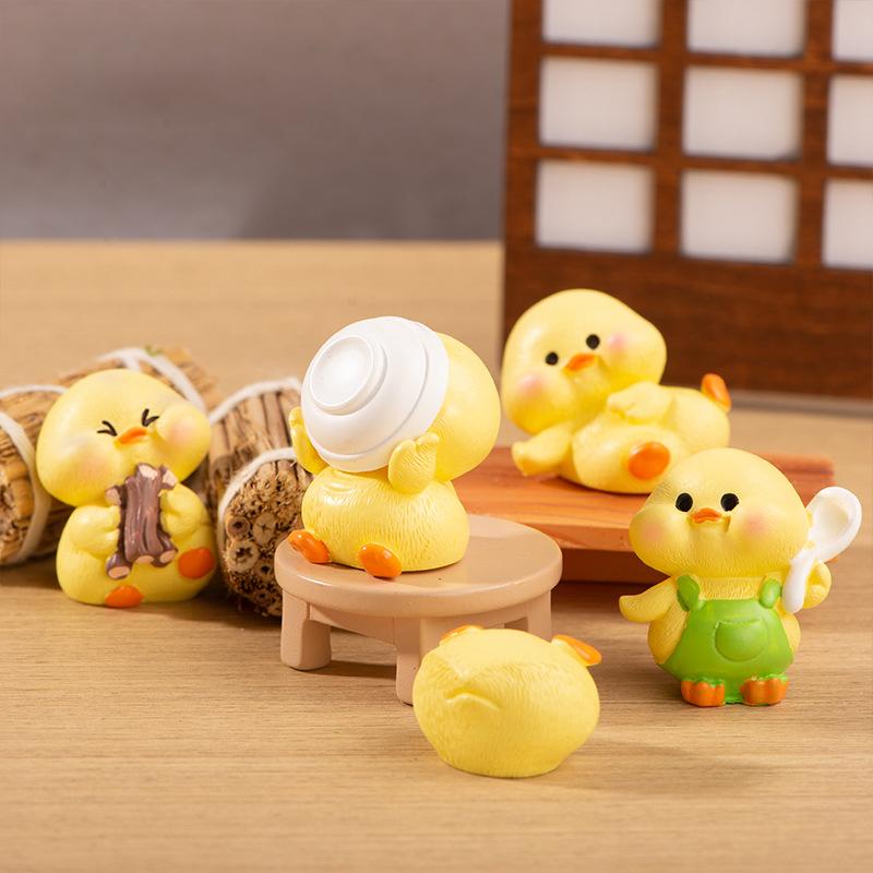 Cartoon Cute Kitchen Cooking Little Yellow Duck Resin Small Ornaments Micro Landscape Desktop Car Home Decoration