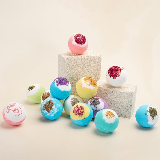 100G Salt Bath Bombs Plants Extract Essential Oils Handmade Fizzies Ball Dry Skin Moisturizing Aromatherapy Shower Ball Women Spa
