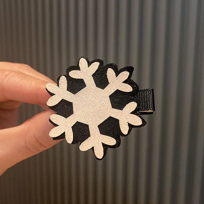 Christmas Hair Clips for Kids: Cute Cartoon Side Clips for Baby and Little Girl Hair Accessories