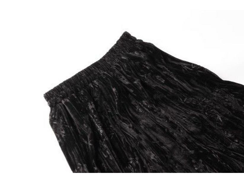 Plus-Size Flattering Midi Skirt: Chinese Style Gold Thread Velvet Fishtail Skirt