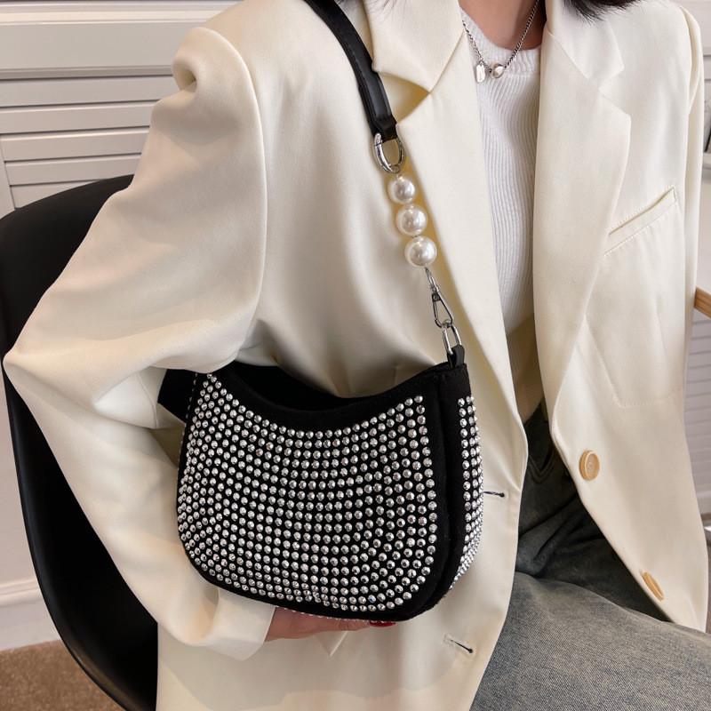IELGY Chain Bright Diamond Female Bag Fashion Trend One-Shoulder Underarm Bag Casual Simple Diagonal Portable Female Bag