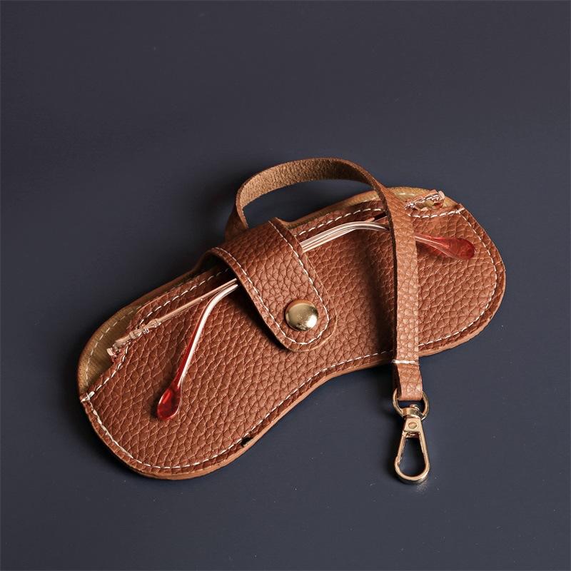 

Простая сумка для очков Мягкая кожаная модная сумка для солнцезащитных очков Кожаная защитная крышка для очков Крайняя плоть 16*7cm коричневый