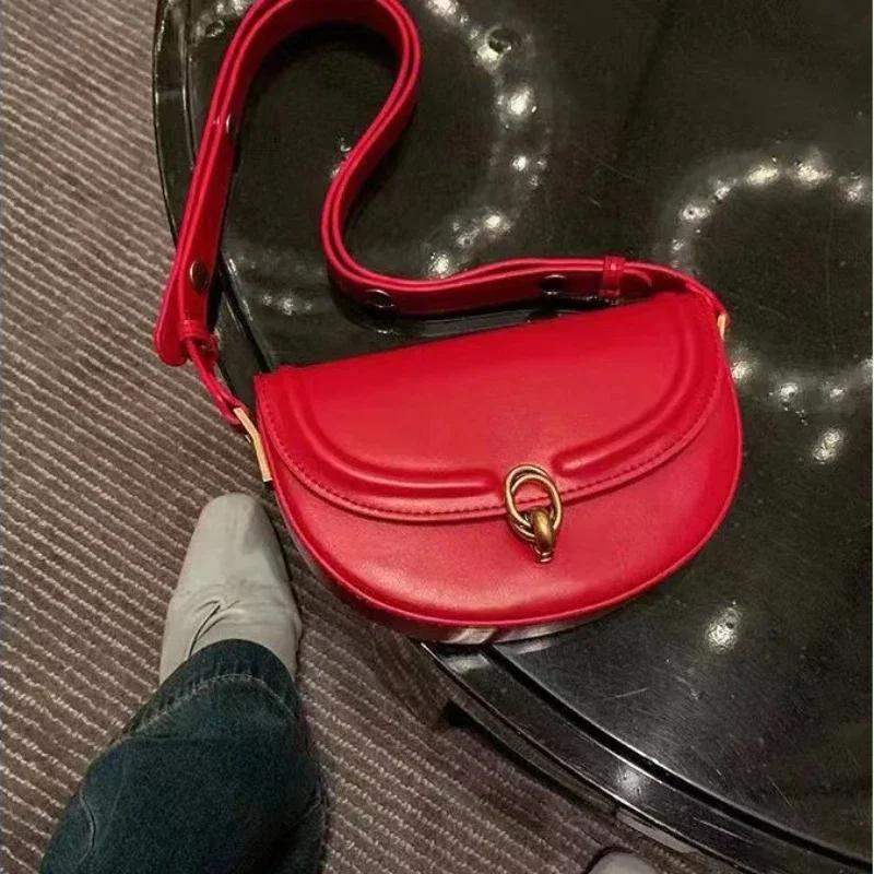 Saddle Crossbody Bags For Women  Trend Fashion Pu Leather Compact Shoulder Handbags And Purses Solid Vintage Bag Purses
