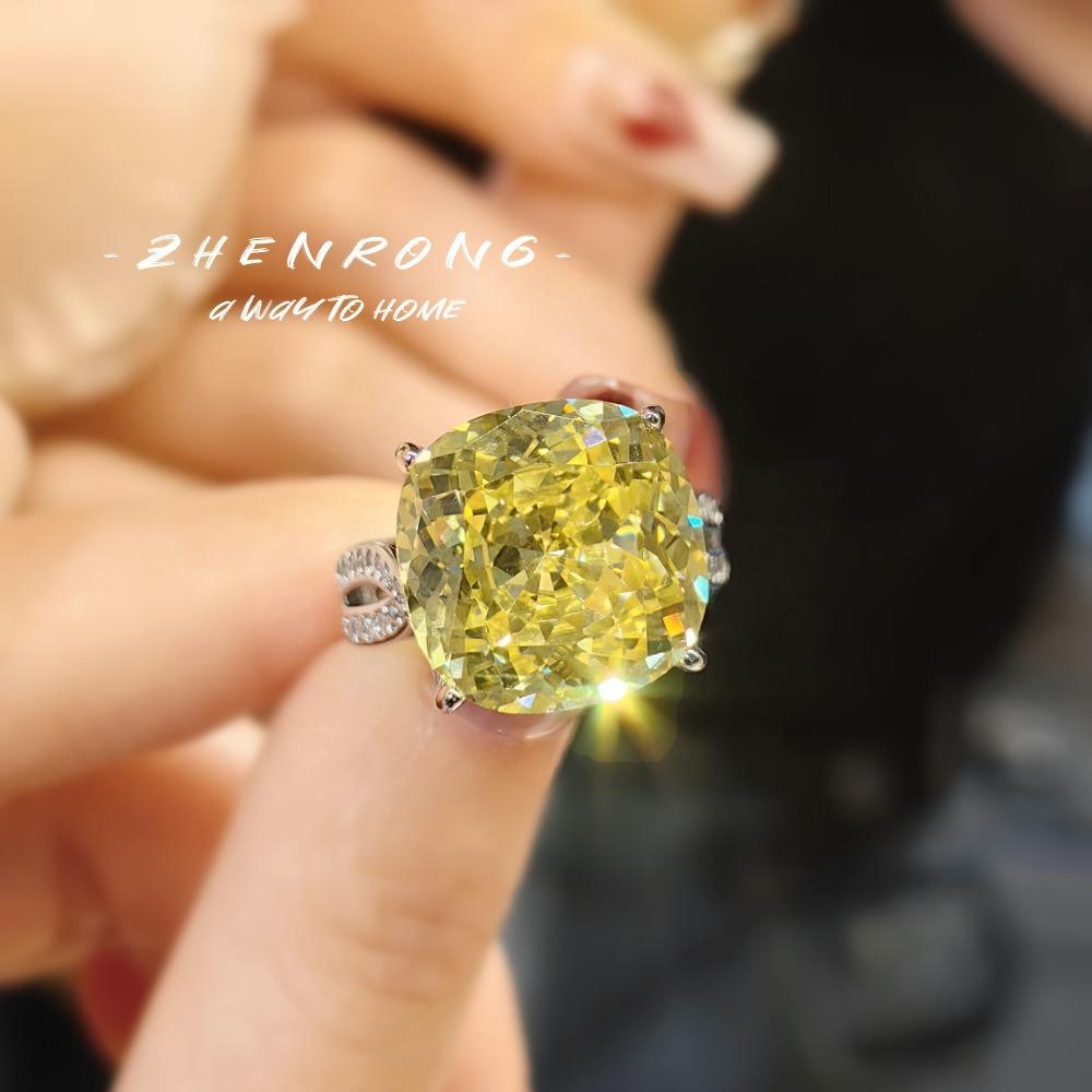 

Chic Open Ring with Sparkling Star Cut Yellow Ice Flower Square Design Luxurious Women Jewelry