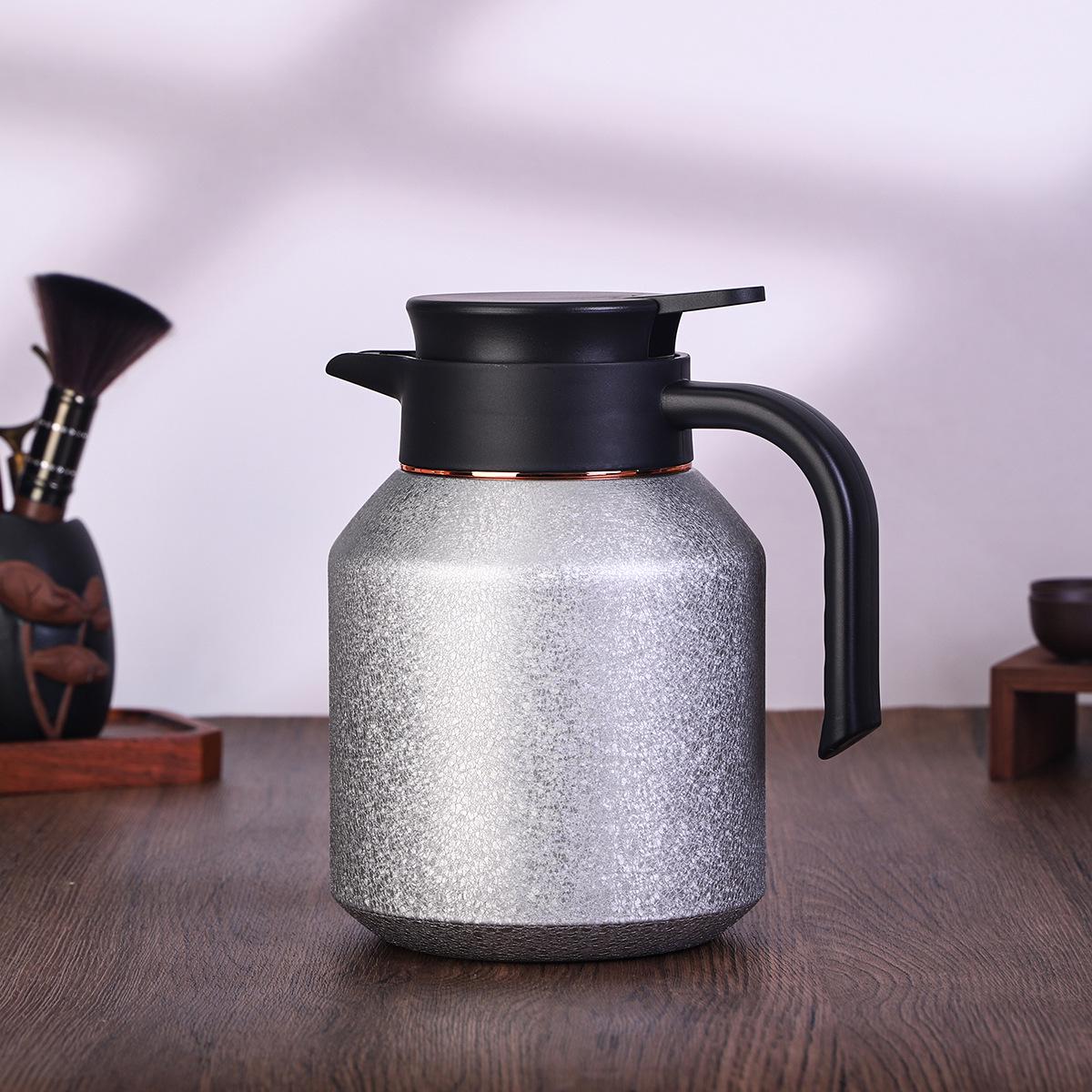 

Ice Flower Titanium Handle Stewing Teapot 316 Stainless Steel - Large Capacity Tea and Water Separation 1800ml