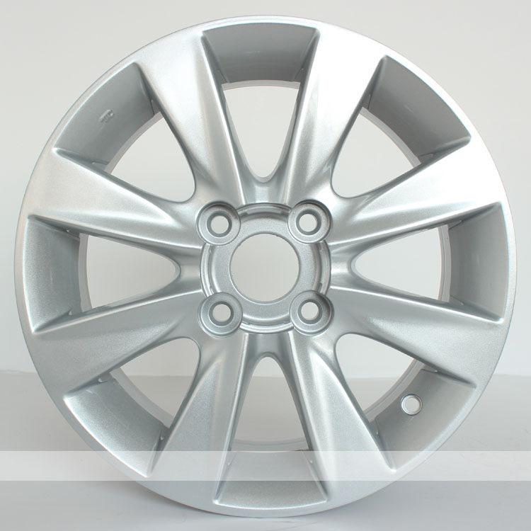 Reyna Alcazar & Touareg Steel Wheels with Yu Aluminum Rims, Wheel Hubs & Tire Rims for Venue Modification.