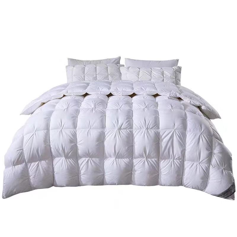 Xihe Hotel 95% White Goose Down Comforter