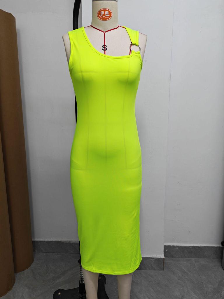 Chic Européen: Robe sexy sans manches moulante pour femme