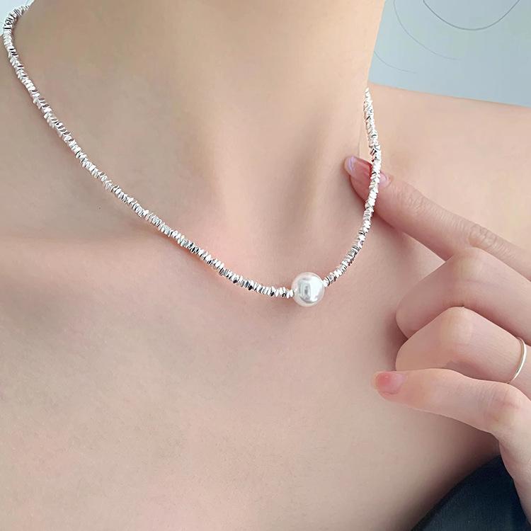 French Vintage-Inspired Pearl & Silver Necklace: Elegant, Versatile, High-Class Design