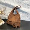 Sac Rétro Frosted à Franges Européen et Américain avec Haute Texture, Sac d'Épaule sous le Bras de Niche, Sac Fourre-tout Grande Capacité Style Paresseux pour le Quotidien