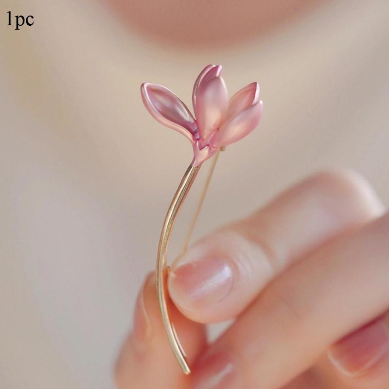 1Pc Exquisite Pink Lotus Flower Brooch Pins Women Girls Metal Plant Enamel Label Hat Cap Pins Suit Coat Japanese Fashion Accessories