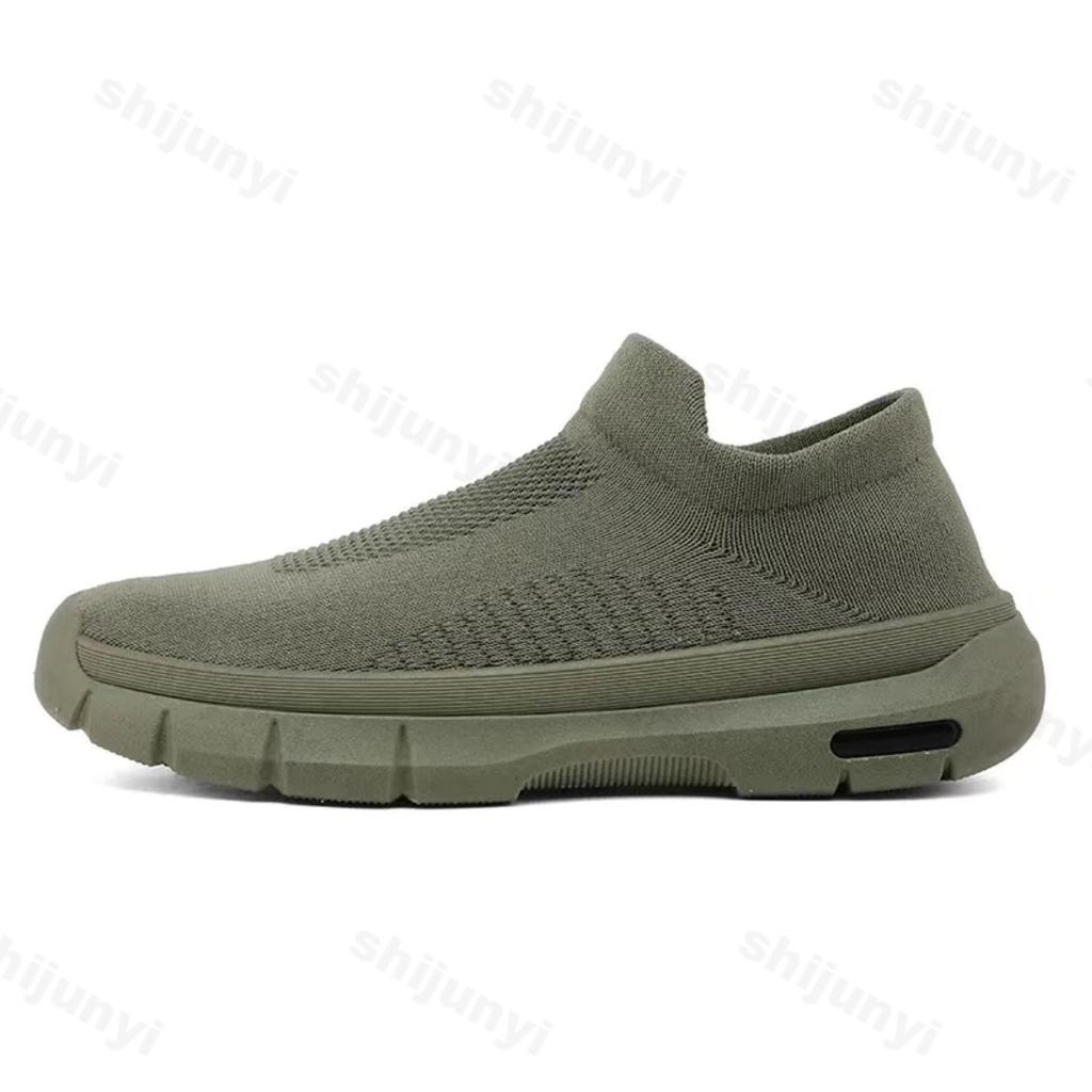 Fashion Men's Shoes 2024 Fashion Knitted Mesh Breathable Casual Shoe Slip on Platform Men Sneakers Versatile Shoes Zapatillas Hombre