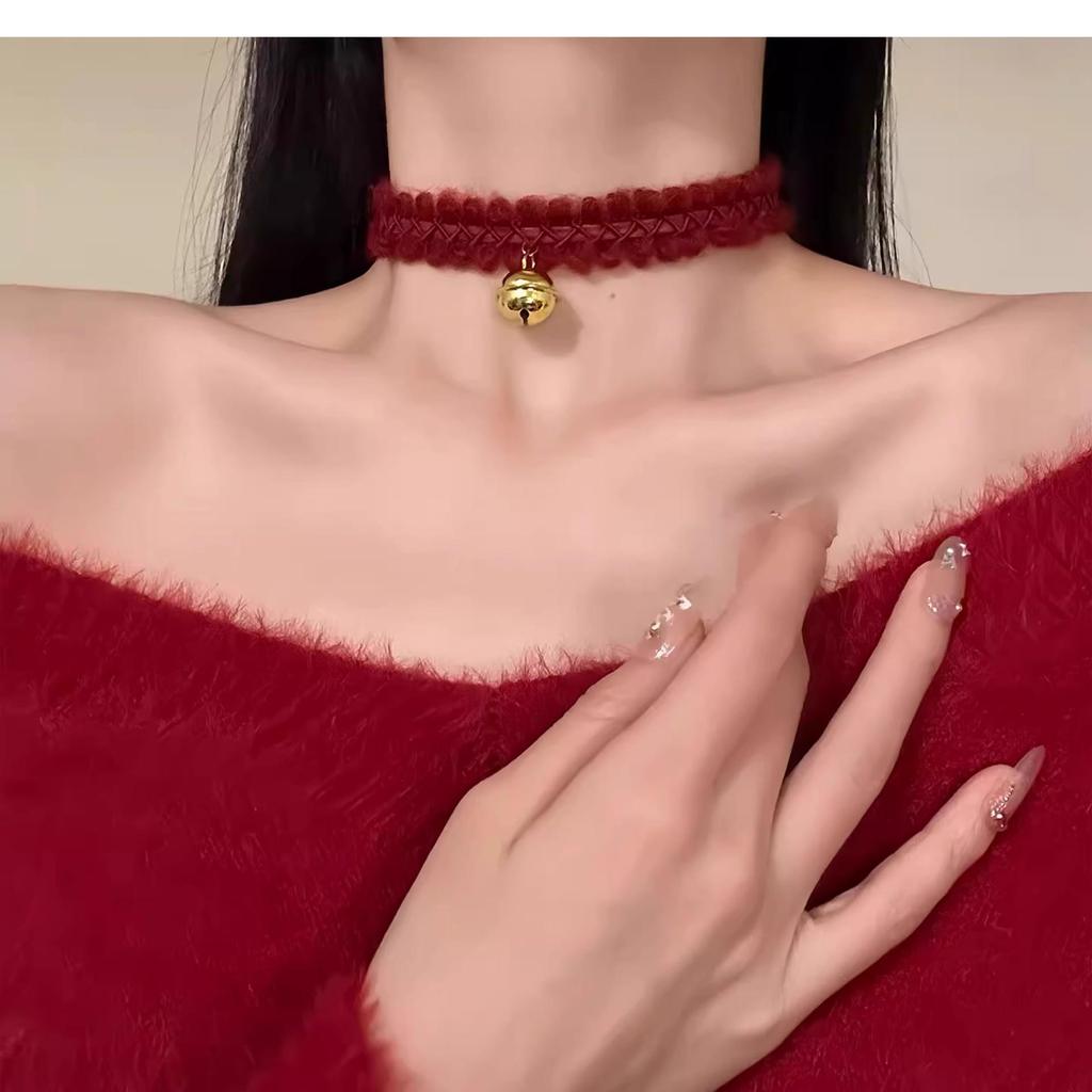 Festlig Stickad Halsband med Bjällra Hänge för Kvinnor - Sött, Mysigt, Mångsidigt Vintertillbehör