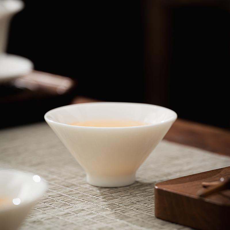 Handgefertigte Roherz Talg Jade Weißes Porzellan Hut Tasse Keramik Teetasse Kleine Teetasse Kung Fu Tee Set Tasse Dehua Weißes Porzellan