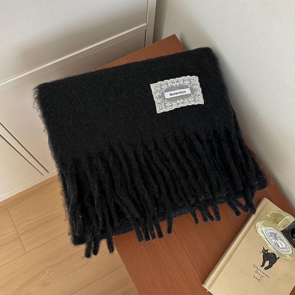 Keep your own money! Small fresh wool scarf for women's autumn and winter new Dongdaemun solid color warm scarf for couples