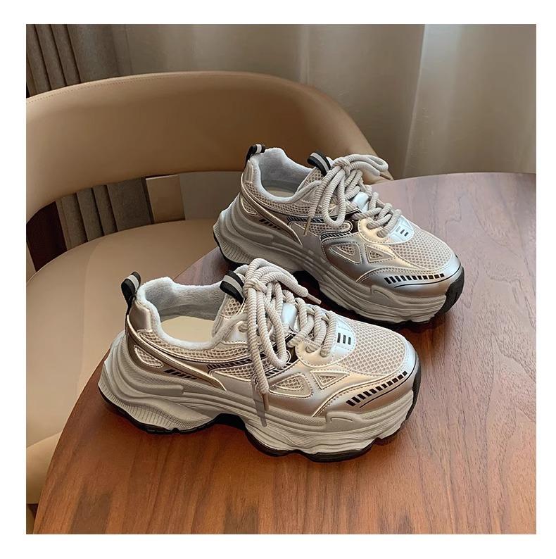 

Dad shoes women s 2025 new spring and autumn popular super fire versatile thick sole height increase casual sports shoes girls 31