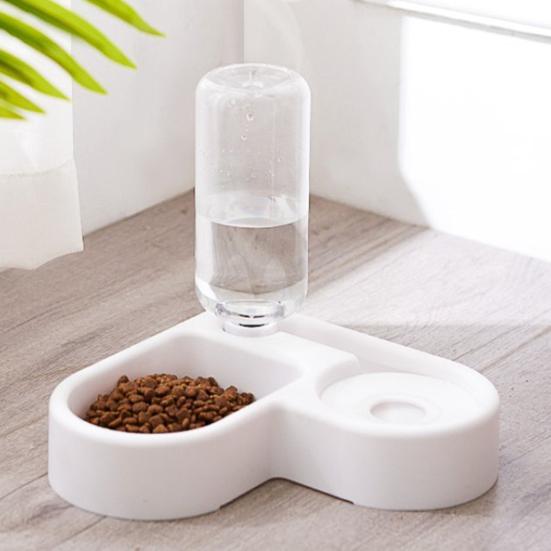 Ciotola Automatica per Animali Domestici Angolo Cani Ciotola Cibo e Acqua Forma a Cuore Ciotola Umido e Secco per Animali Domestici con Protezione Anti-Schizzo per Gatti e Cani Piccoli-Medi