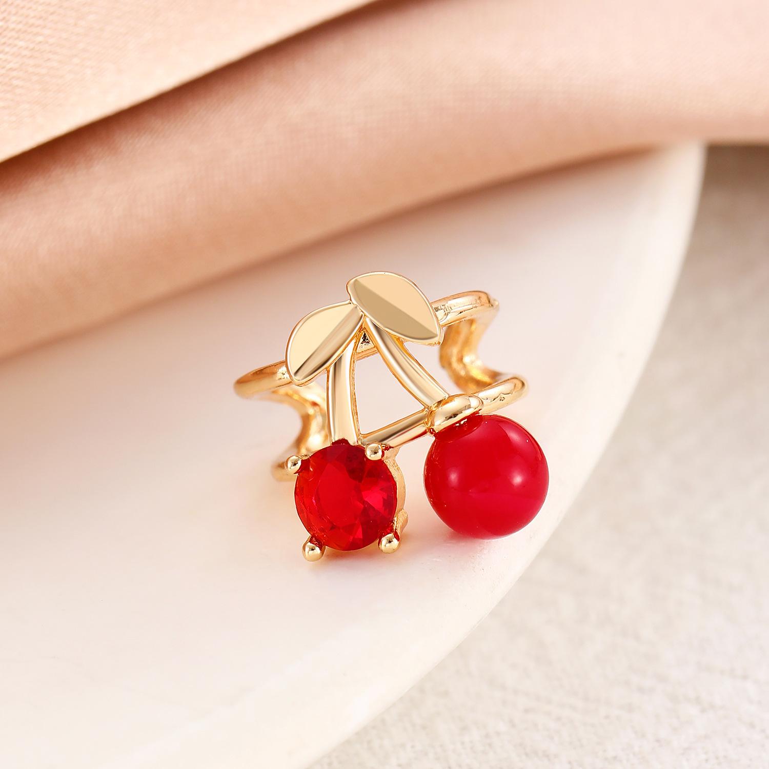 

Fruits Series Apple Strawberry Cherry Oil Dripping No Ear Hole Opening Alloy Ear Clip Earrings For Women 1 pcs