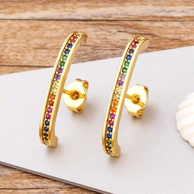 

New Fashion Geometric Full Rhinestones Stud Earrings for Women Shine Luxury Crystal Earrings Fine Wedding Party Jewelry Gift