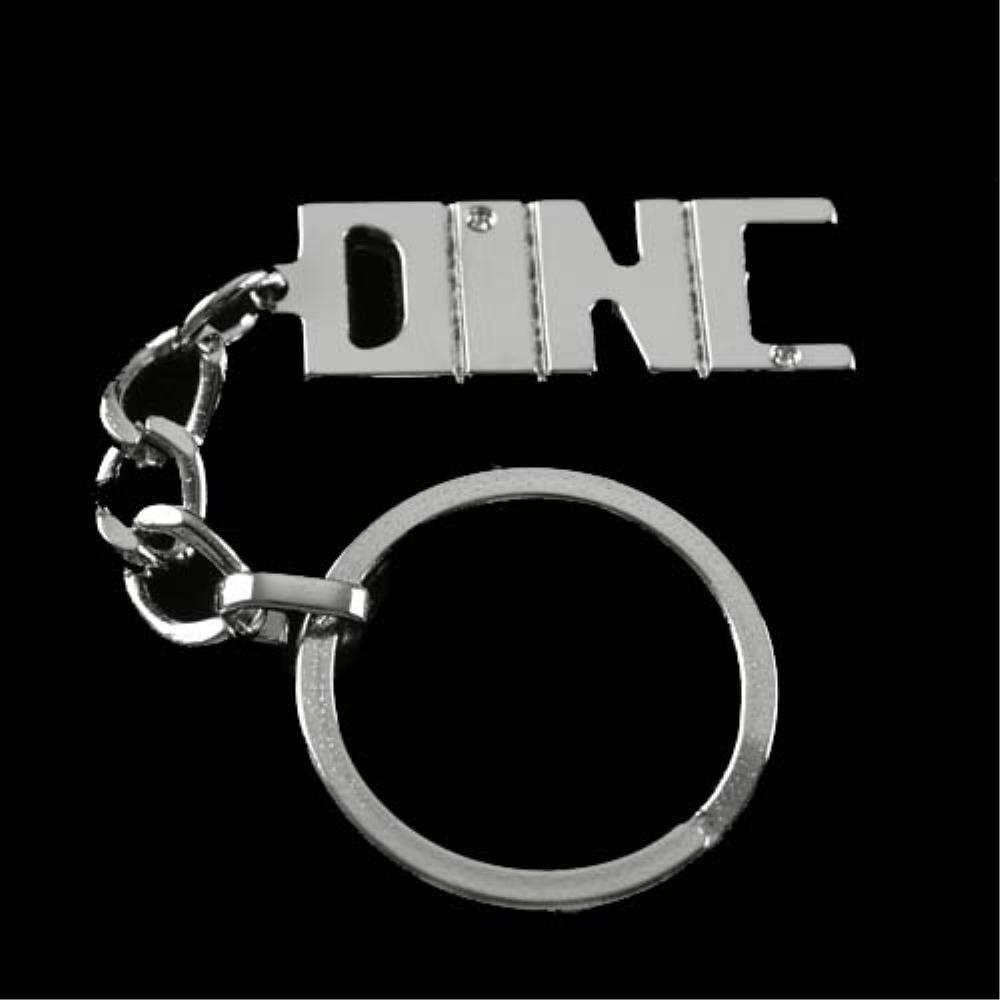 

Брелок с именем Динч