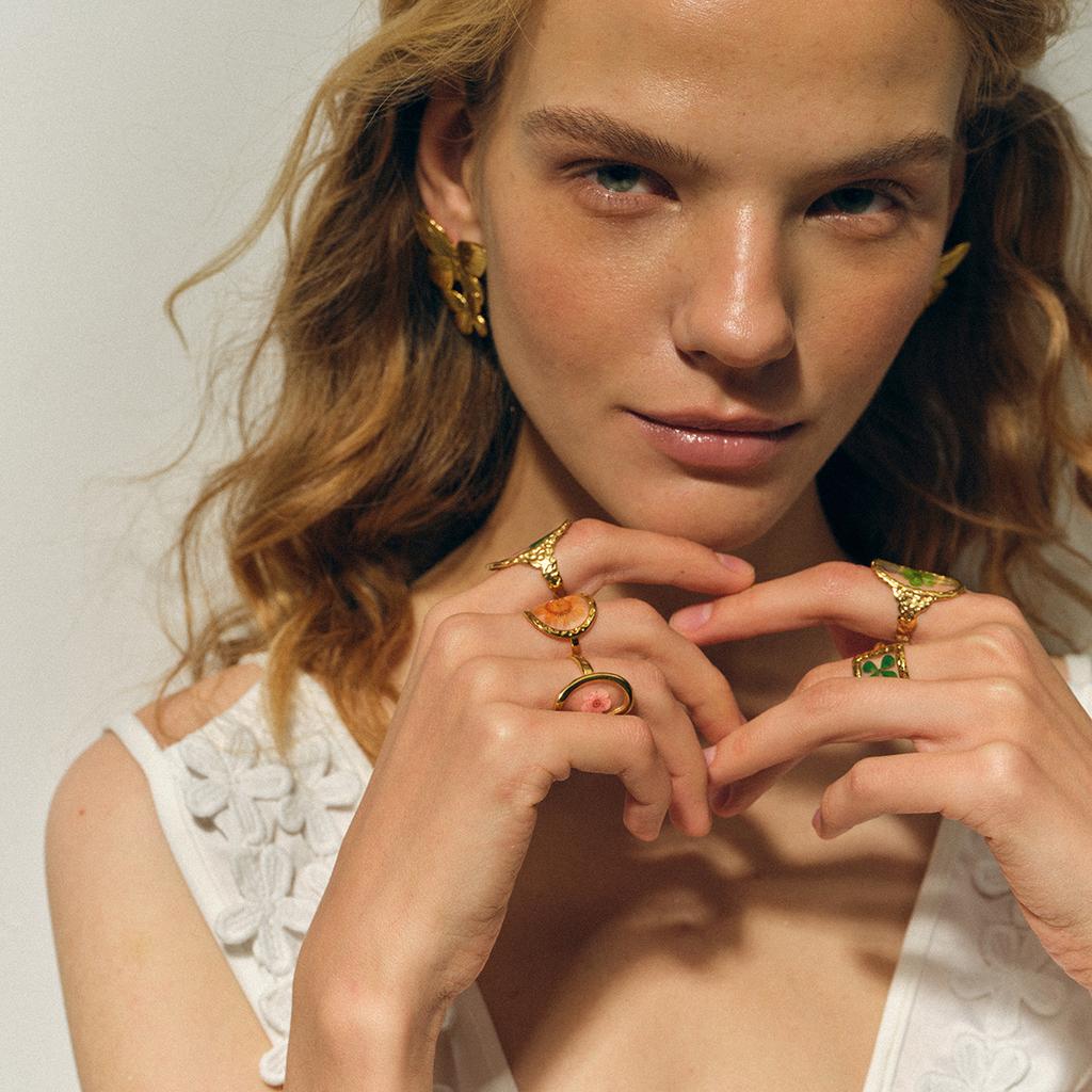 Light Cozy 18k Gold Plated Minimalist Polygonal Dry Flower Opening Ring Women Personalized Stainless Steel Statement Jewelry