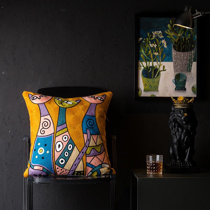 Christmas Picasso European and American Style Abstract Cushion Cover Living Room Sofa Embroidered Cushion Bedside Pillow Cover