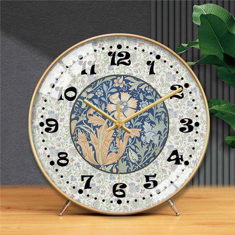 Antique Style French Floral Mantel Clock - Silent Retro Design for Living and Dining Room