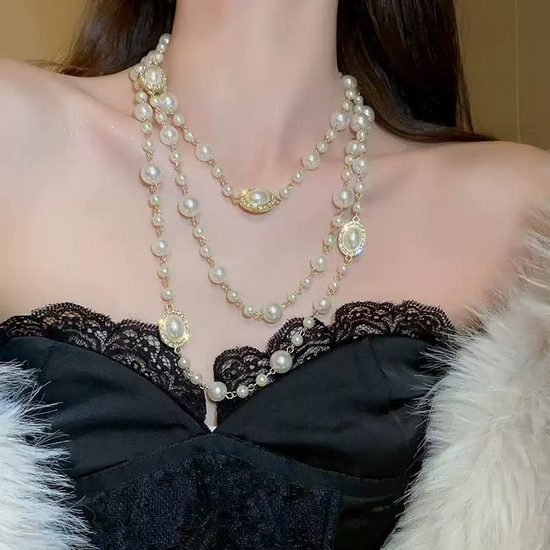 French Luxury Geometric Alloy Necklace With Pearl And Curved Design For Women Summer