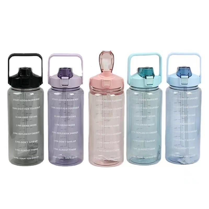 Elegant And Simple 2l Pc Material Water Bottle With Straw Perfect For Hydration On-the-go