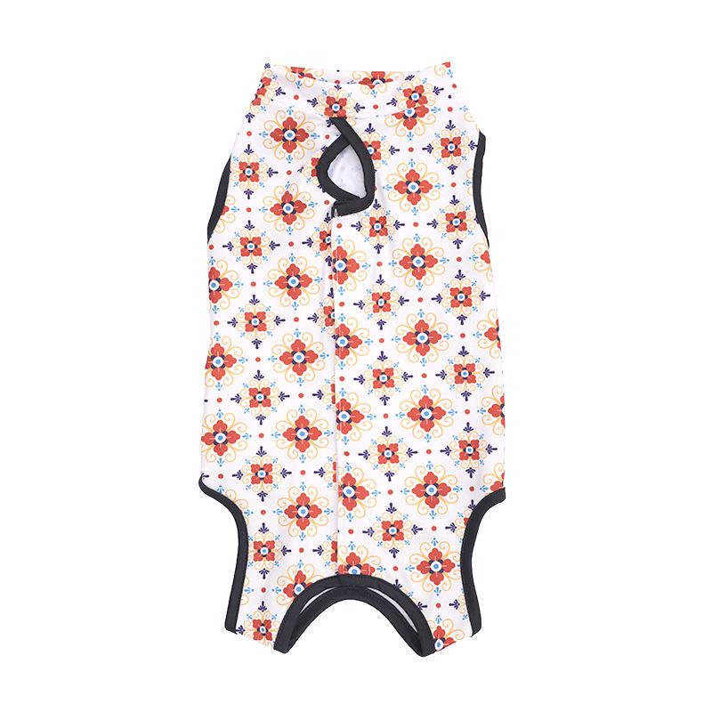 Kleidung zur Genesung nach einer Tieroperation: Katzen- und Hundebekleidung für alle Jahreszeiten