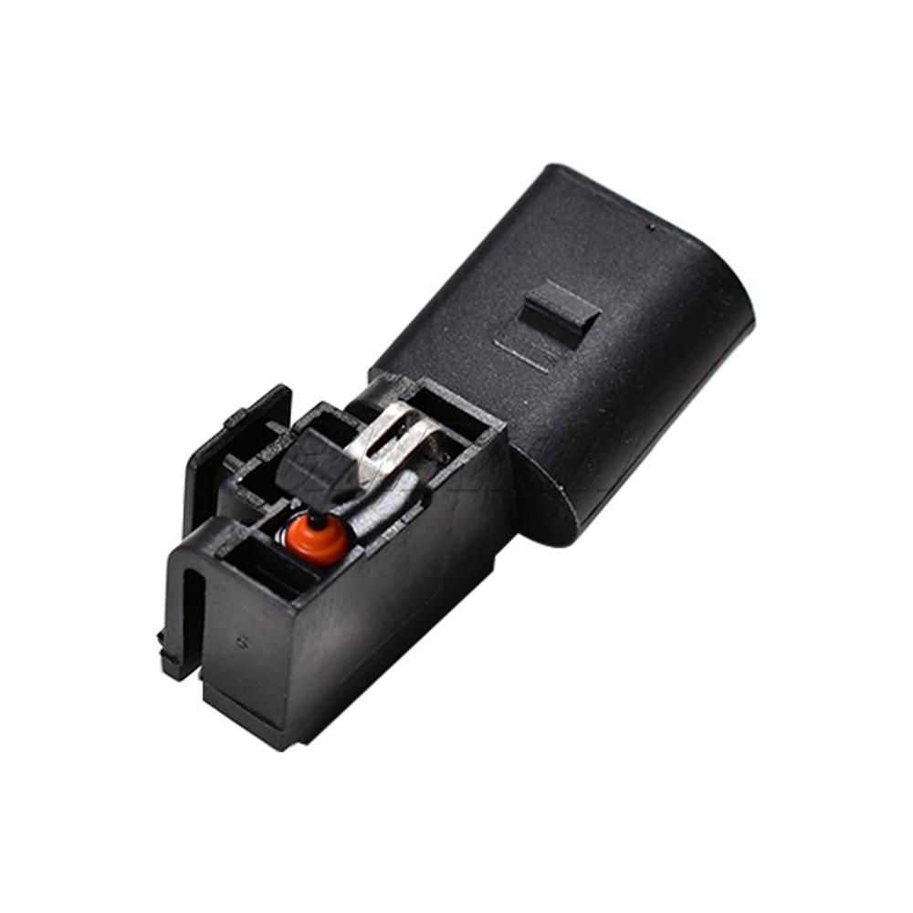 1Pc New Tailgate Cylinder Lock Micro Switch Unit 2Pins 1T0962103 1T0962103A For VW Polo 9n Jetta A5 1K 2005-2010 Car Accessories