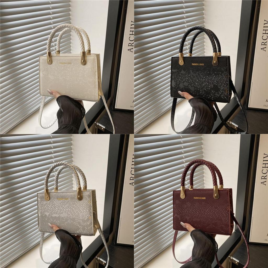 Retro Fashion Small Square Handbag With Zipper Closure And Inner Phone Pocket