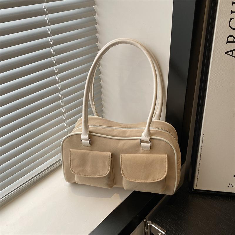 Popular bags New trendy women's summer autumn versatile portable small square bag shoulder bag
