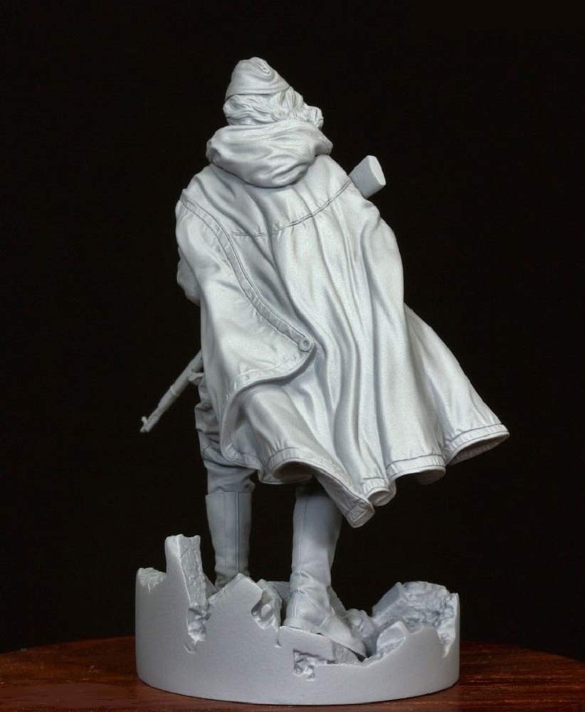 Life Miniature World War II Soviet Red Army Female Sniper Full Body Statue Resin Kit 1/35 LM-35002