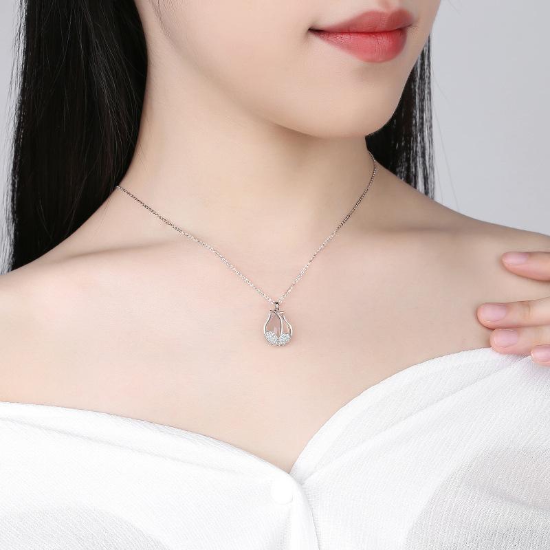 Original S925 Sterling Silver Fashion Natural Chalcedony Tulip Pendant Light Luxury Senior Necklace Female Clavicle Chain