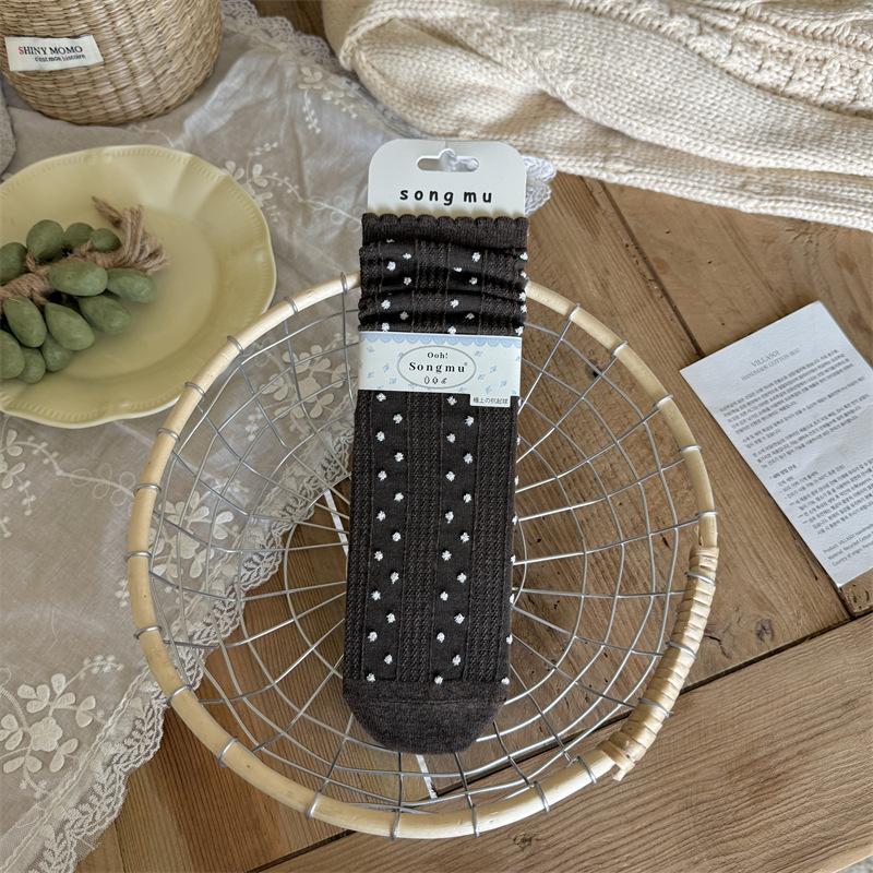 Autumn and Winter Socks: Women's Bean Lace Soft Australian Cotton Mid-calf Socks, Polka Dot Pile Socks