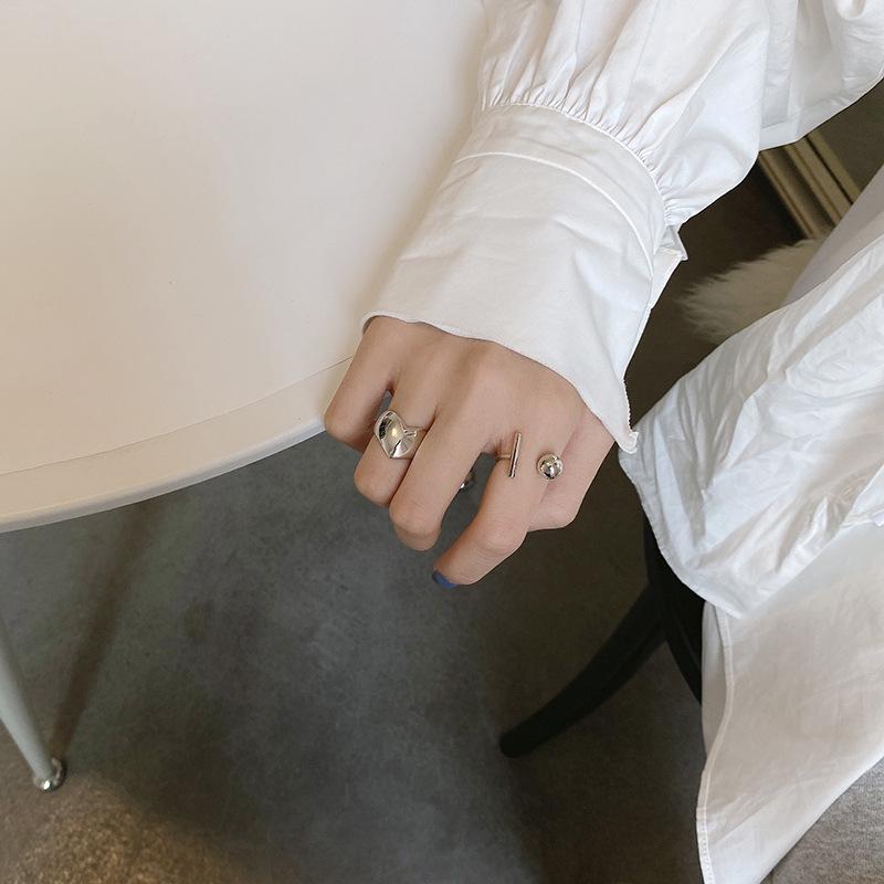 Adjustable Women's Heart Ring - Trendy, Versatile, and Stylish for a Unique Look