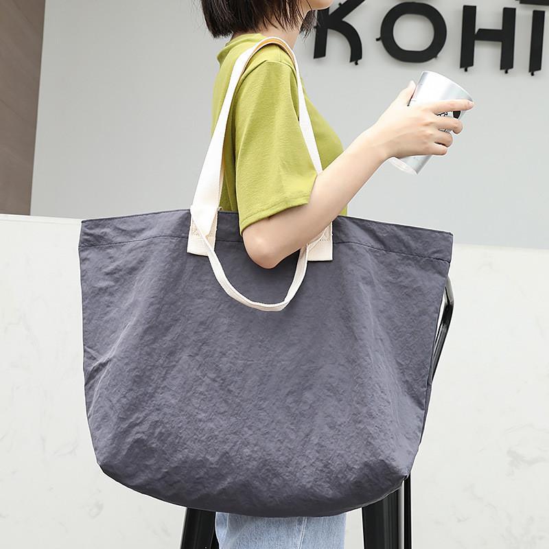 

IELGY Корейская версия повседневной сумки из нейлона большой вместимости, простая литературная сумка из холста Mori серый