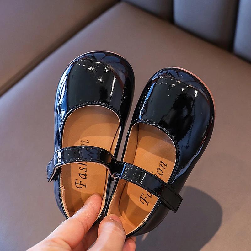 Plain Patent Leather Ballet Flats Baby Girls Concise Round Toe Mary Jane Shoes Kids Soft Sole Casual Dress Zapatos In Red White