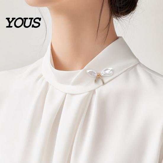 Electroplated Bow Pin Irregular Rhinestone Brooch Pin, White Alloy Lapel Decorative Badge for Clothes Bag Hat Scarf Suit Oxidation Resistant