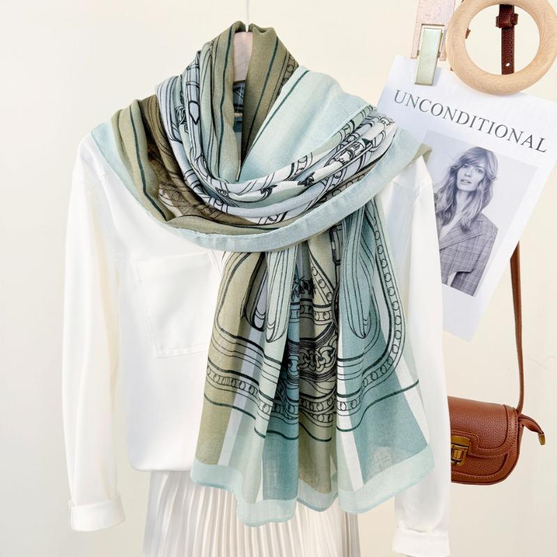 Trend fashion light luxury temperament printed long scarf high sense women with scarf holiday gift