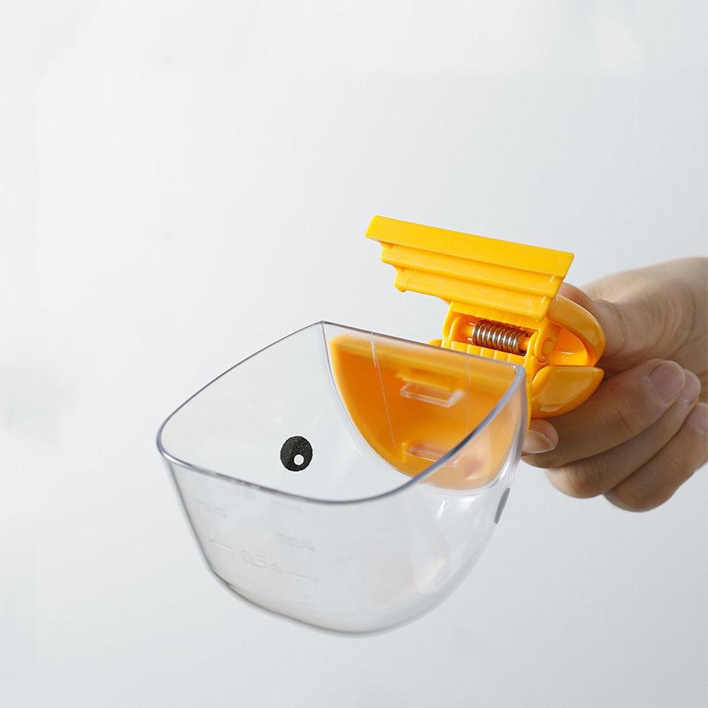 Household 2 in 1 Creative Duck Shape Plastic Shovel Handled Spoon With Bag Clip Food Sealing Clip Kitchen Accessories