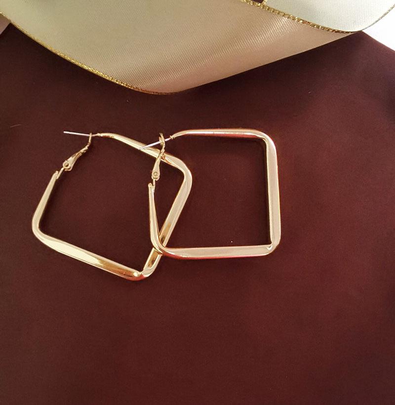 

Геометрические серьги из серебра 925 пробы в Европе и Америке: Преувеличенный ретро-стиль для женщин.