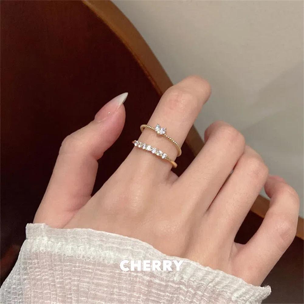 2PCS/1set Aesthetic Elegant Dainty Crystal Heart Rings Women Girls Gold Color Stackable Delicated Love Finger Ring Set Jewelry