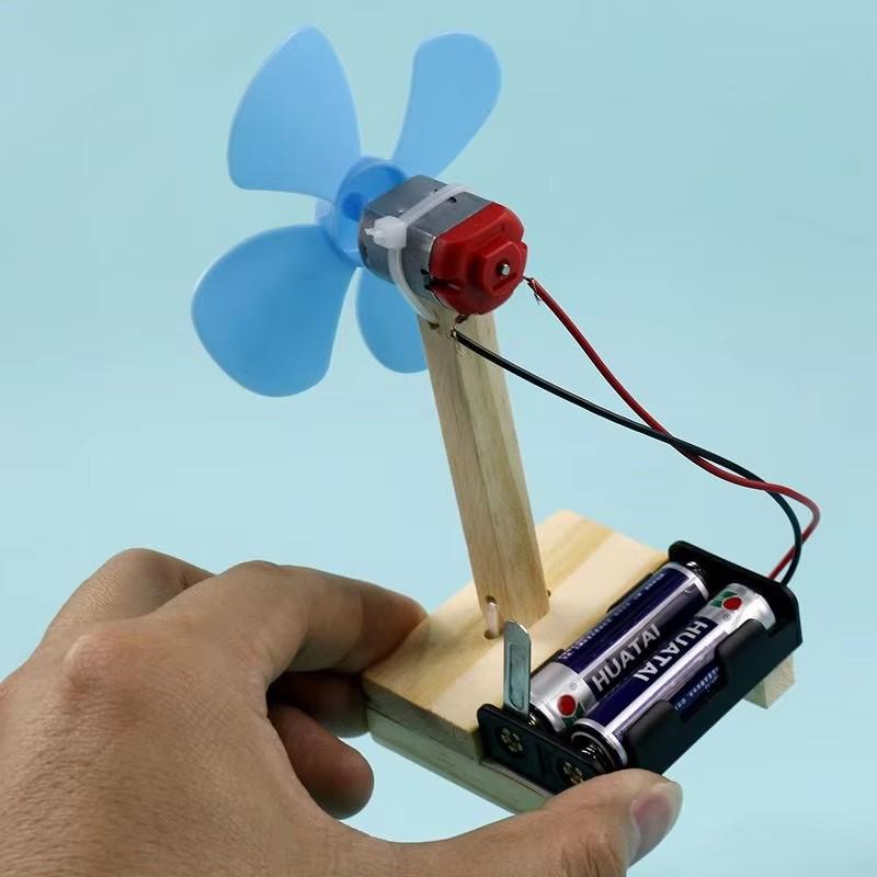 DIY Technology Small Maker Invention Physics Experiment Small Electric Fan Handmade Material Assembly Puzzle Toy Gift