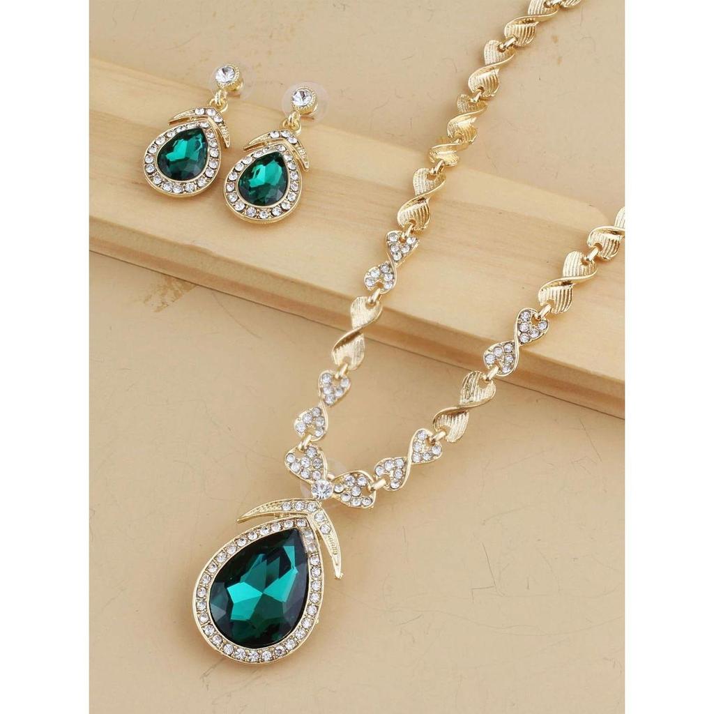 Fashion Latest Stylish Design Fancy Crystal Necklace Jewellery Set for Women (Green)