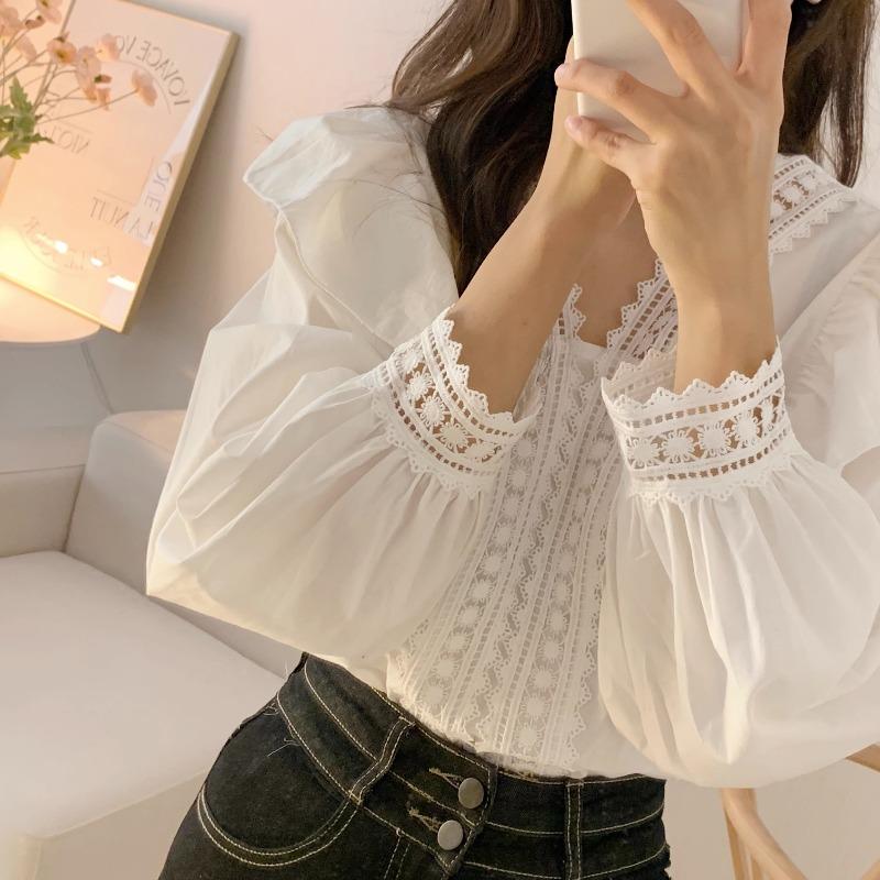 Korean Fashion Lace V-neck Splicing Ruffle Shirt Women Elegant Loose Casual Puff Long Sleeve Blouse New Casual Female Simple Tops Ladies Clothes 2772