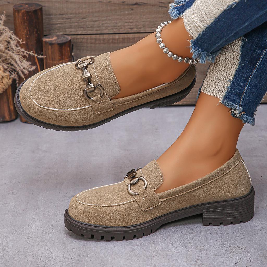 Women's Wide Width Chain Detail Loafers - Platform Slip-On Flats for Spring, British Style Low-Top Shoes