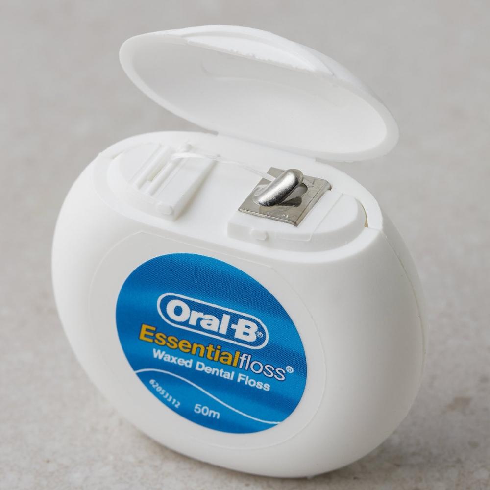 Oral B Waxed Dental Floss 1 Pack